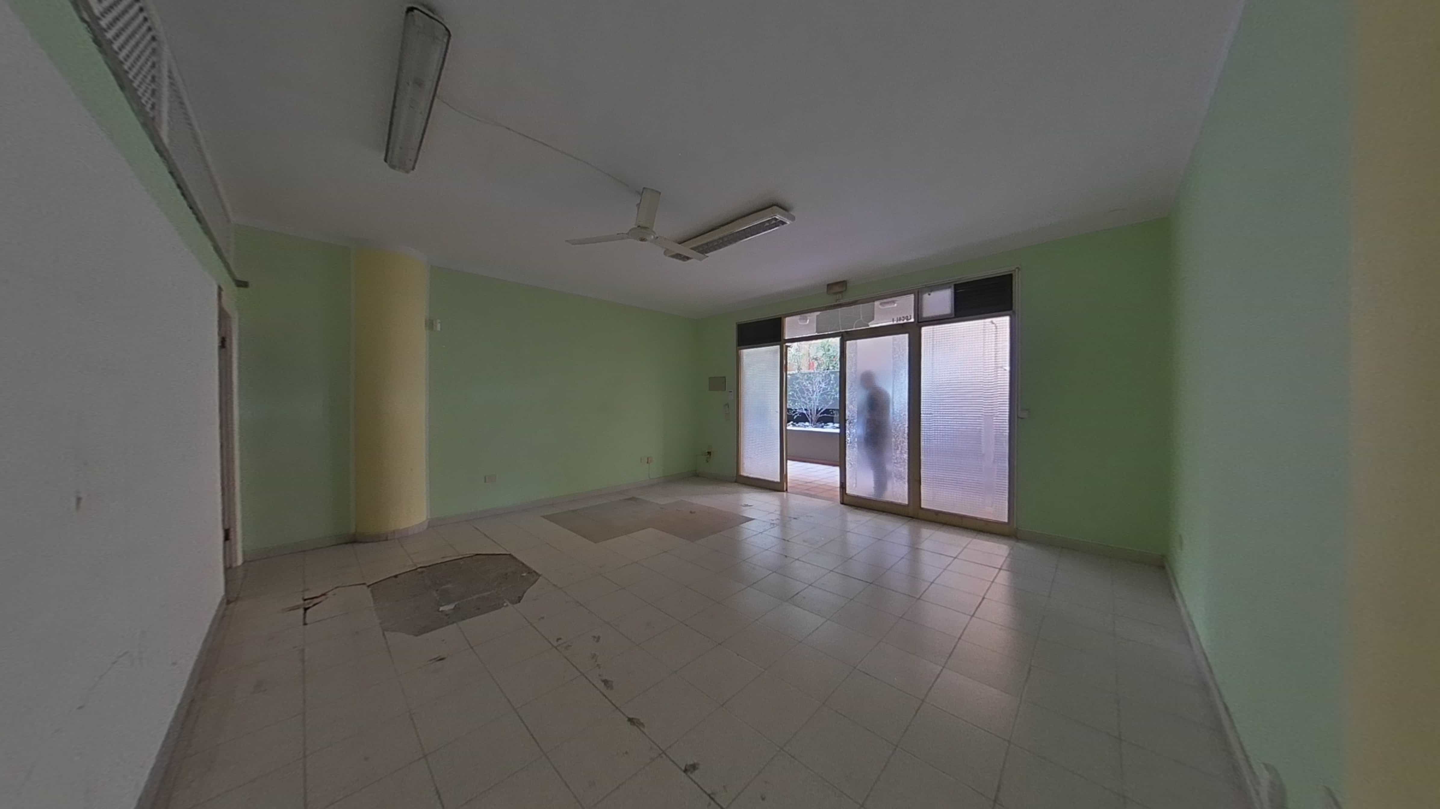 Local comercial en CONSTITUCION