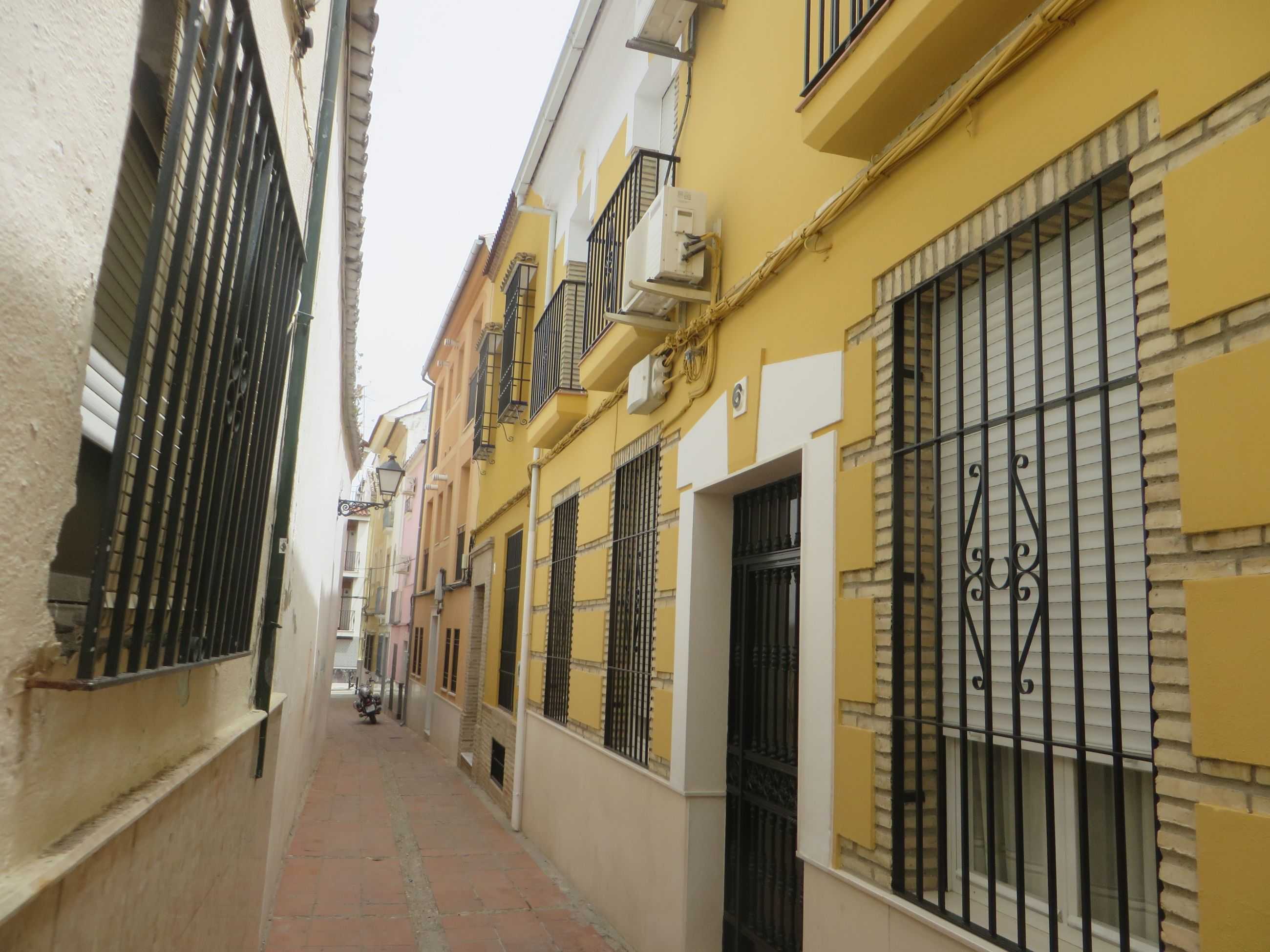 Piso en CL ZAMORA,4 Esc:01 Pl:1 Pt:C Lucena (Córdoba)