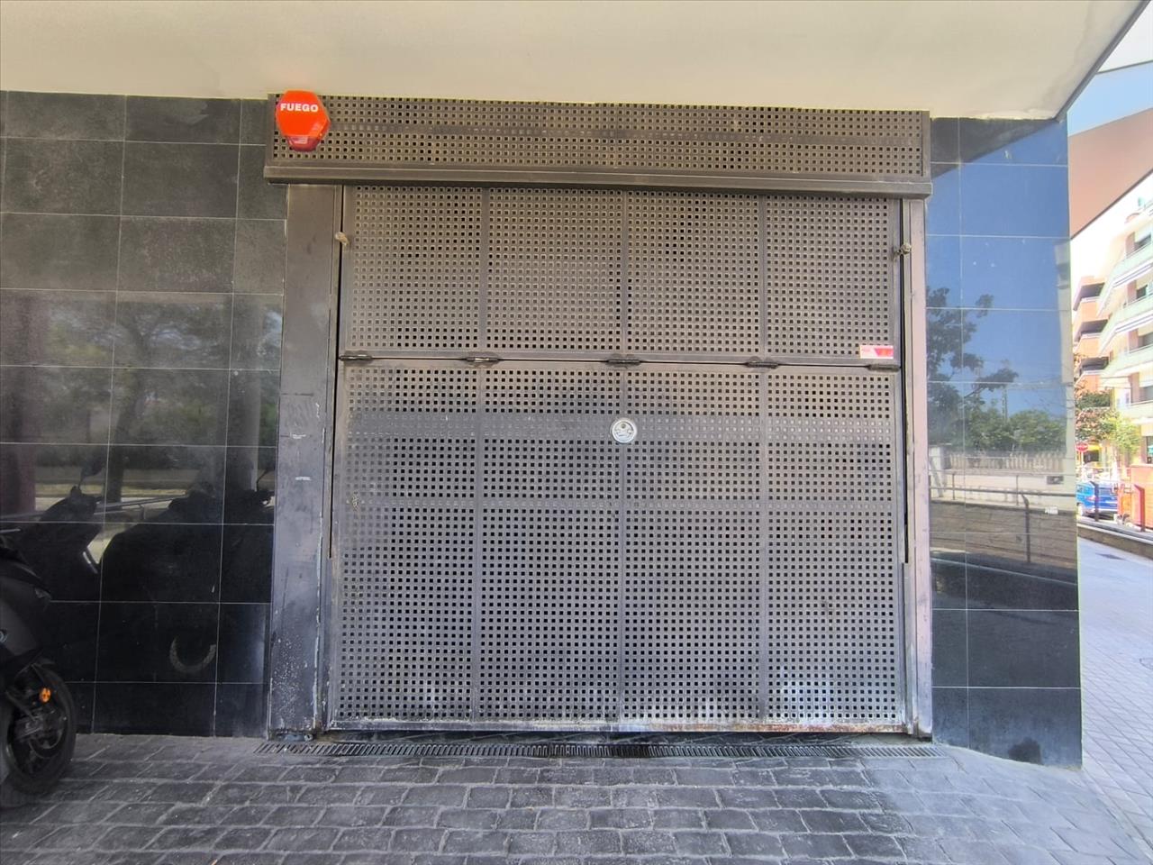 undefined - Image 4