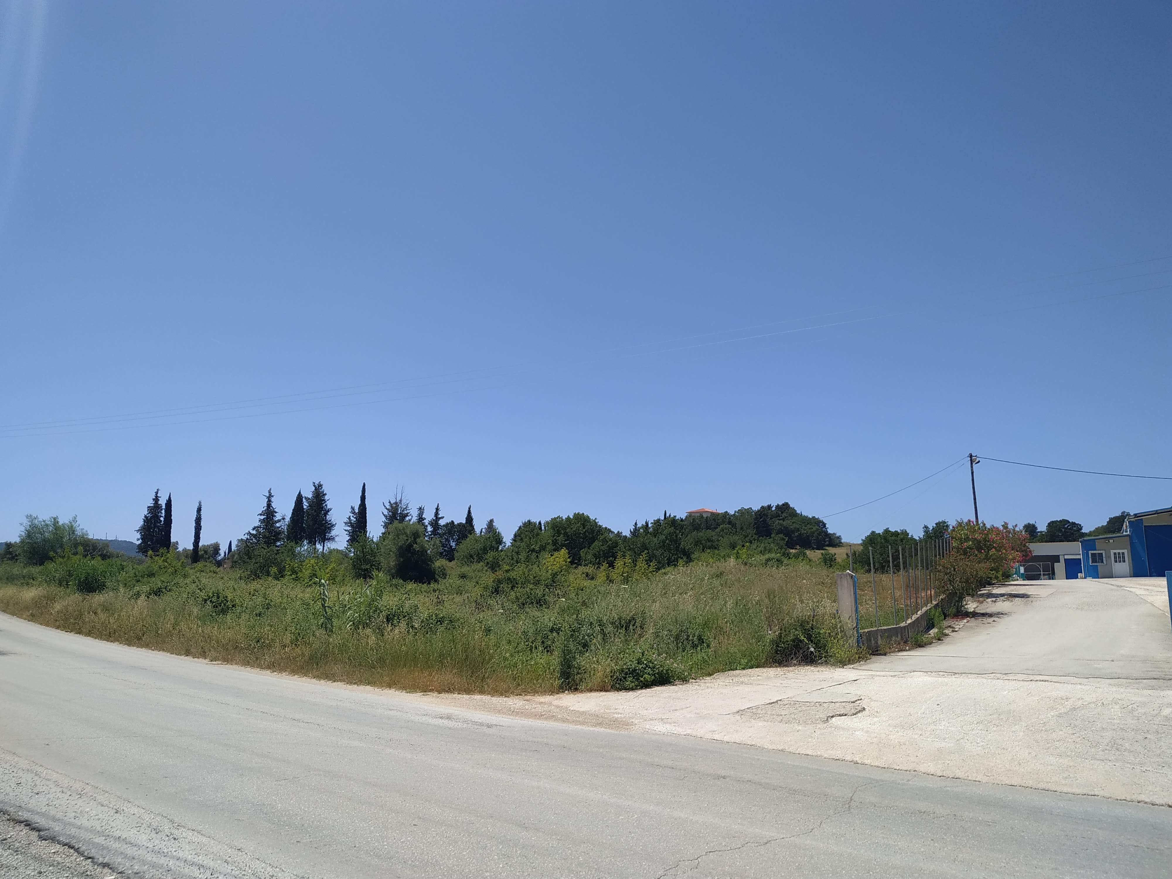 Διατίθεται προς πώληση αγροτεμάχιο επιφάνειας 4107.25 τ.μ