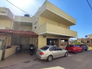 Διατίθεται προς πώληση ημιτελές διαμέρισμα ισογείου 41.36 τ.μ., προσόψεως, κείμενο σε οικοδομή 2 επιπέδων, κατασκευής 2007, σε οικόπεδο 639.26 τ.μ., στη συμβολή των οδών Φιλικής Εταιρείας και Ρόδου, στο Ηράκλειο