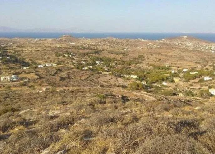 Διατίθεται προς πώληση οικόπεδο 13308.1 τ.μ., Θέση "Κορίθι" ή "Ράσσες", Σύρος-Ερμούπολη