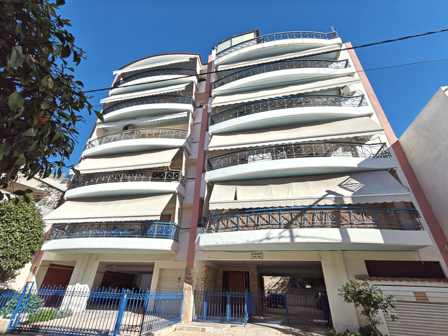 Διατίθεται προς πώληση διαμέρισμα προσόψεως, 3ου ορόφου, κείμενο σε οικοδομή 6 επιπέδων, συνολικής επιφάνειας 92.39 τ.μ., επί της οδού Αγίου Νικολάου 14-16, Κορυδαλλός