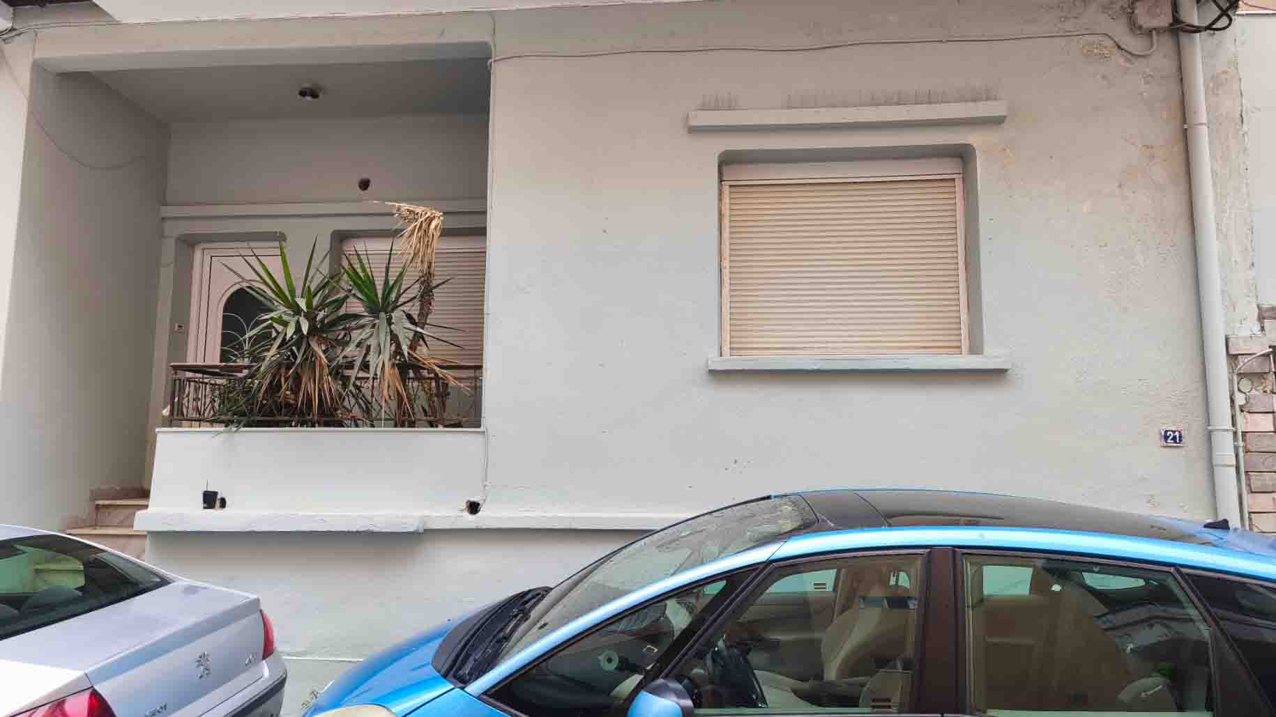 Διατίθεται προς πώληση διαμέρισμα υπερυψωμένου ισογείου, επιφάνειας 101.74 τ.μ., με υπόγειο αποθηκευτικό χώρο 79.79 τ.μ