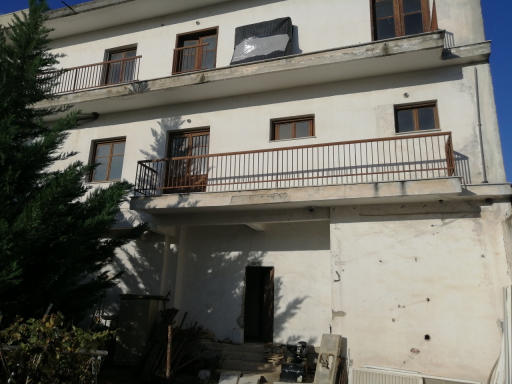 Διαμέρισμα Β' ορόφου Β-1 εμβαδού 175 τ.μ