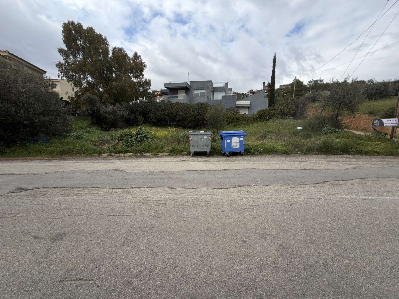 Διατίθεται προς πώληση οικόπεδο 525.80 τ.μ