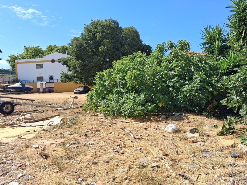 Fotografia 7 de Terreno Urbano com Edifício Aprovado para 11 T2 e 7 T3, no Coração de Setúbal