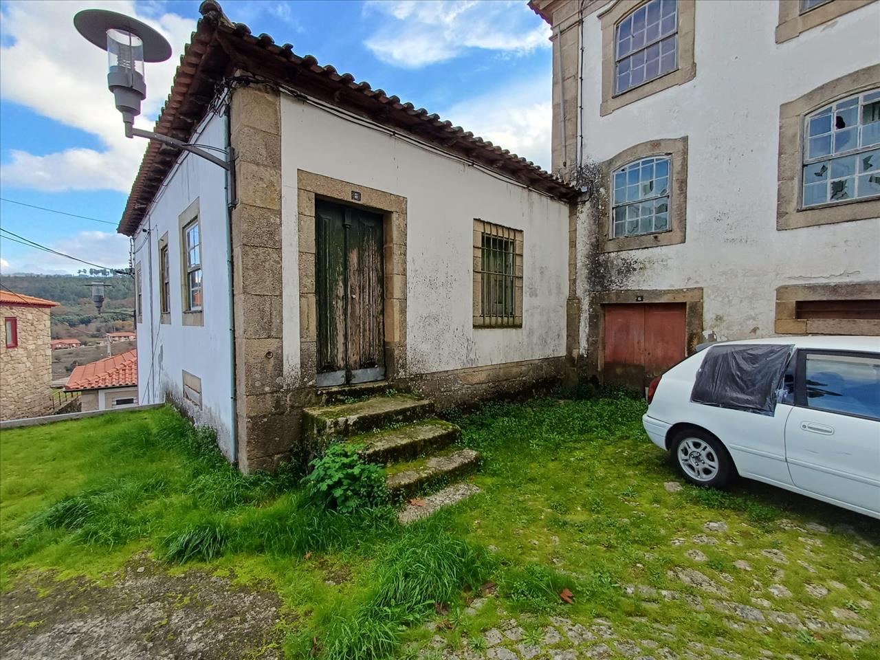 Moradia  no coração de Tarouca - Image 3