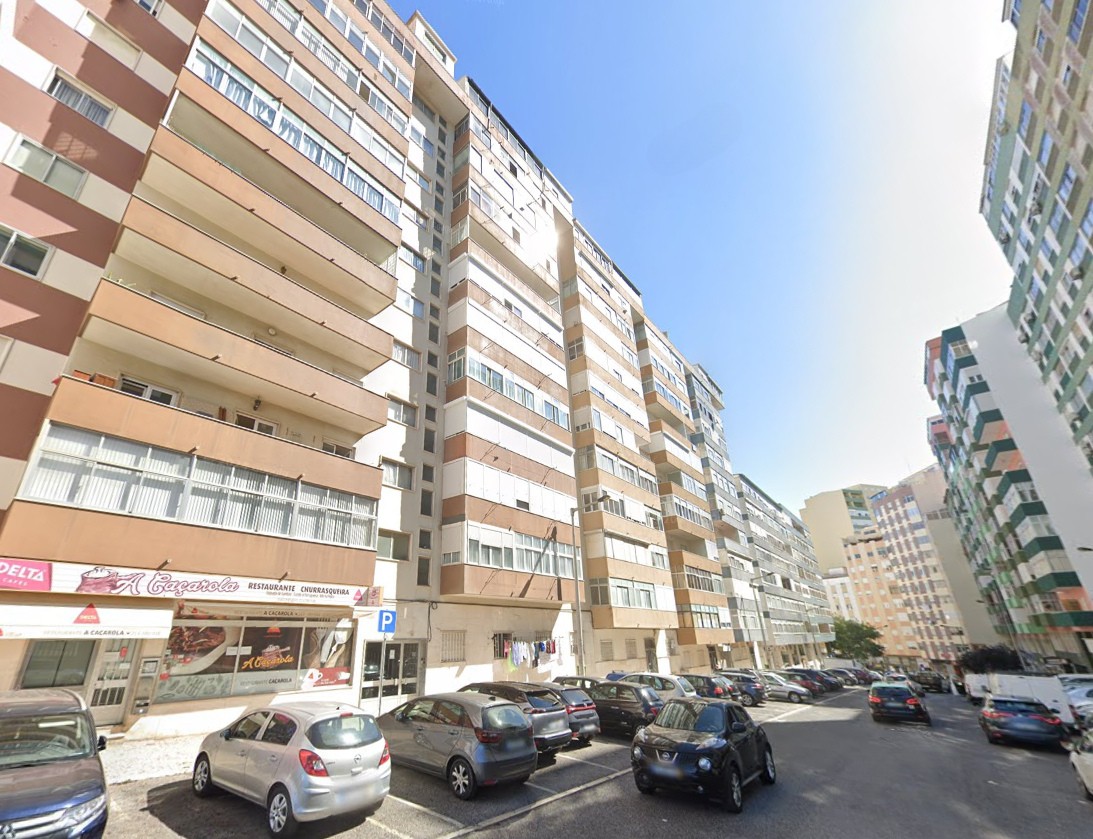 Apartamento T1 Pontinha - Image 16