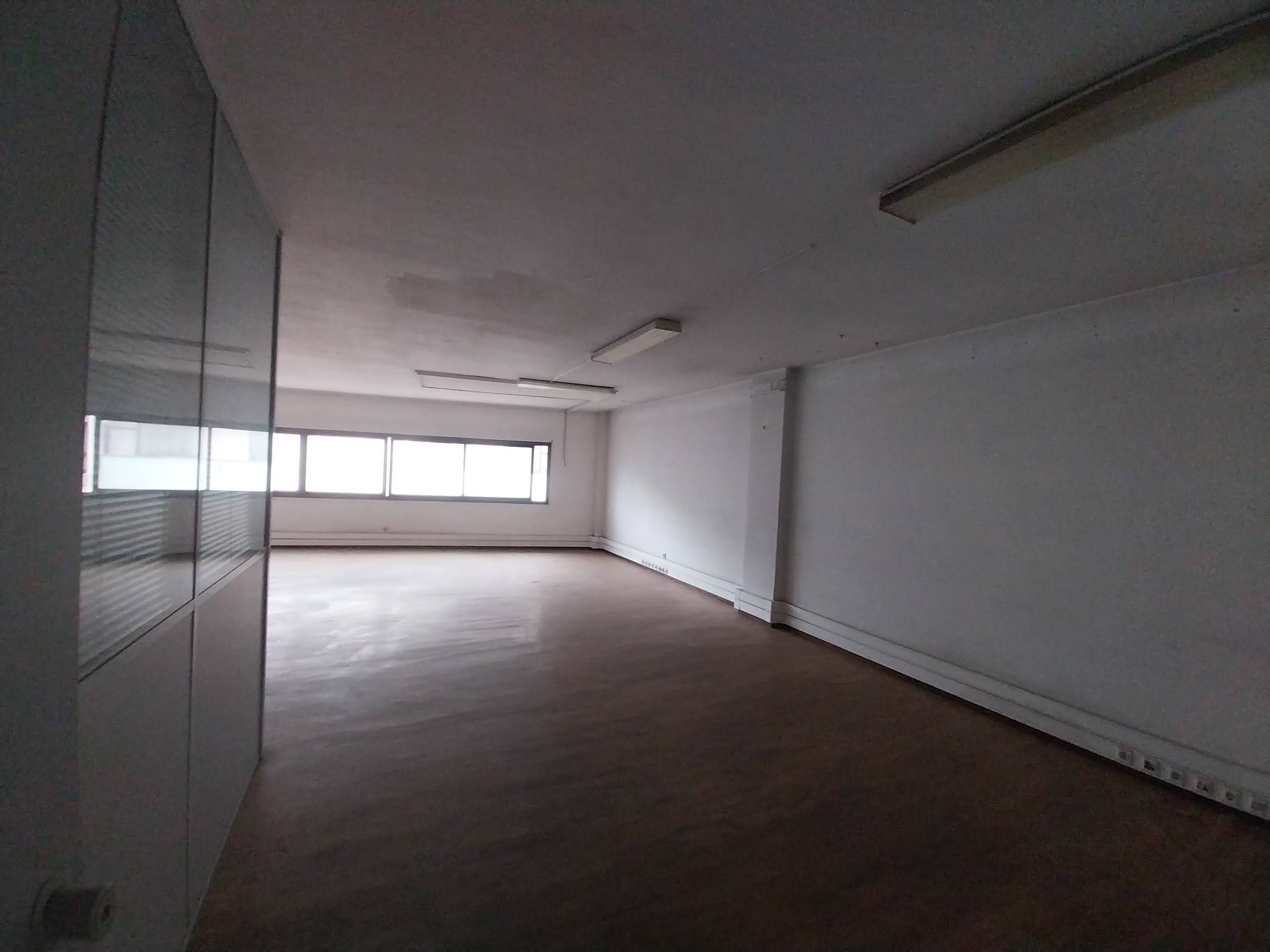 Fotografia 7 de Escritório 105 m² | Centro Comercial D. Dinis | Leiria Centro