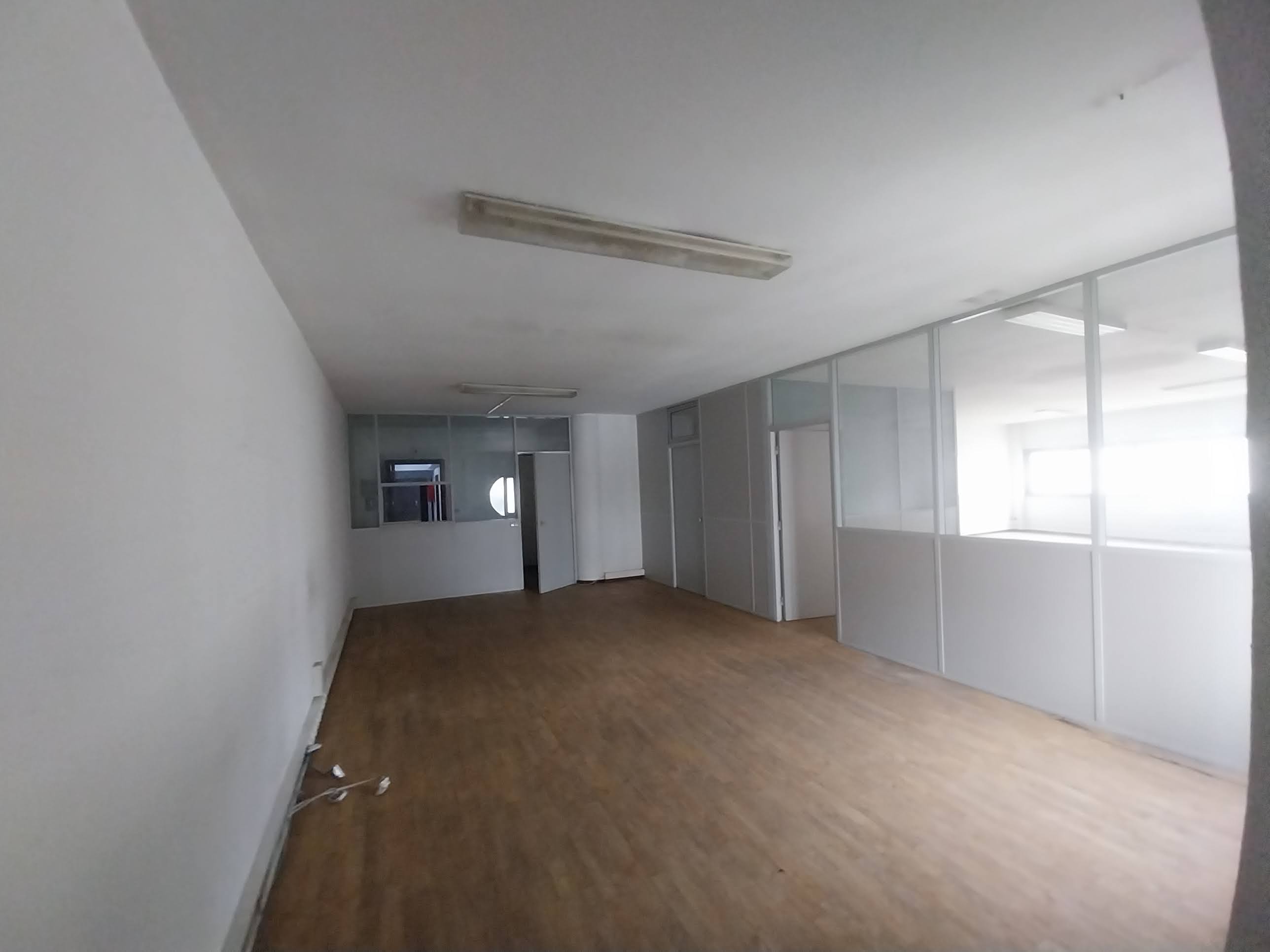 Fotografia 4 de Escritório 105 m² | Centro Comercial D. Dinis | Leiria Centro