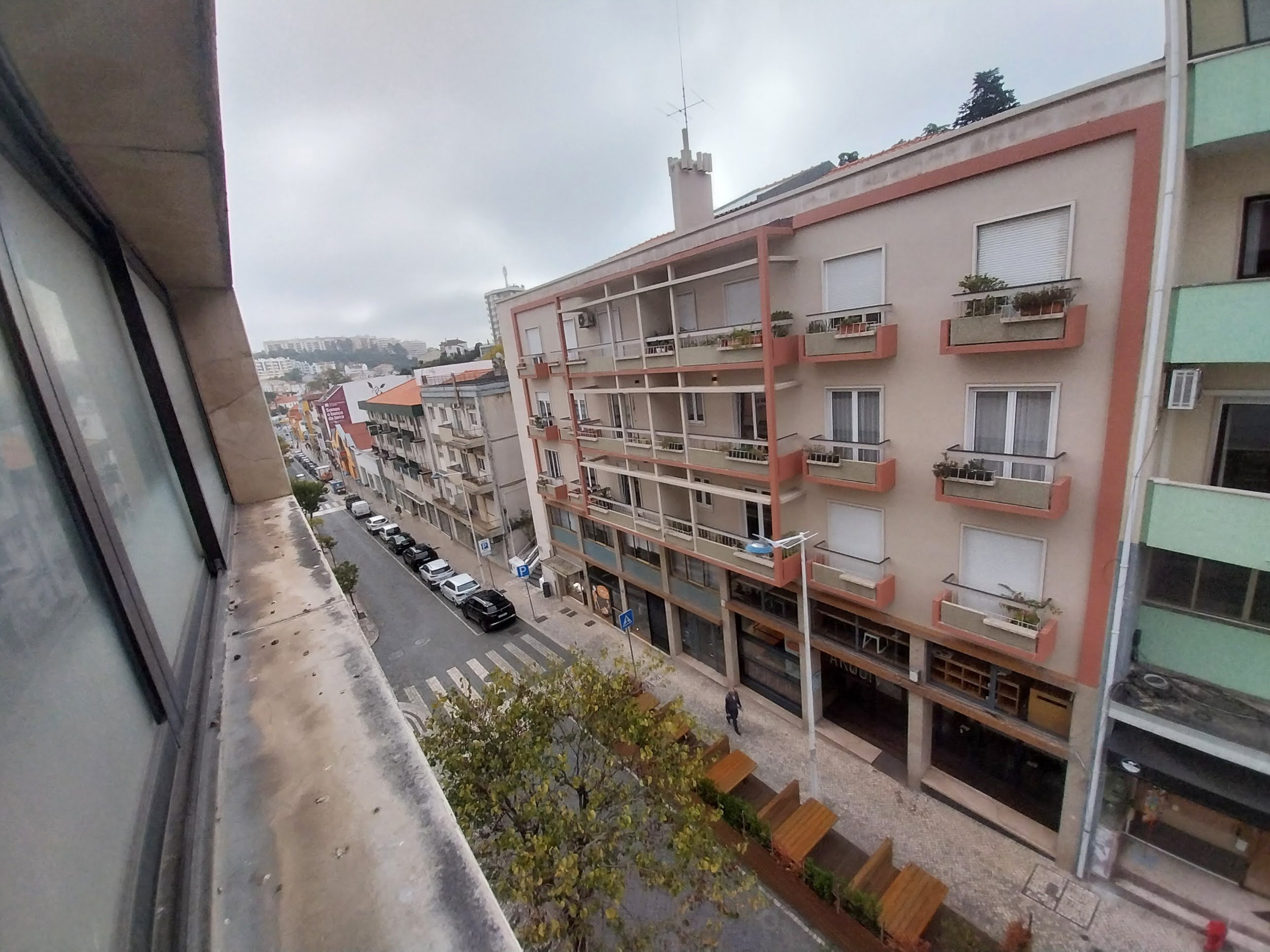 Fotografia 10 de Escritório 105 m² | Centro Comercial D. Dinis | Leiria Centro