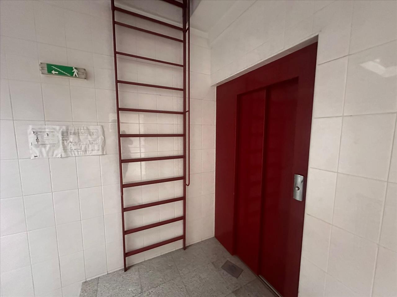 undefined - Image 4