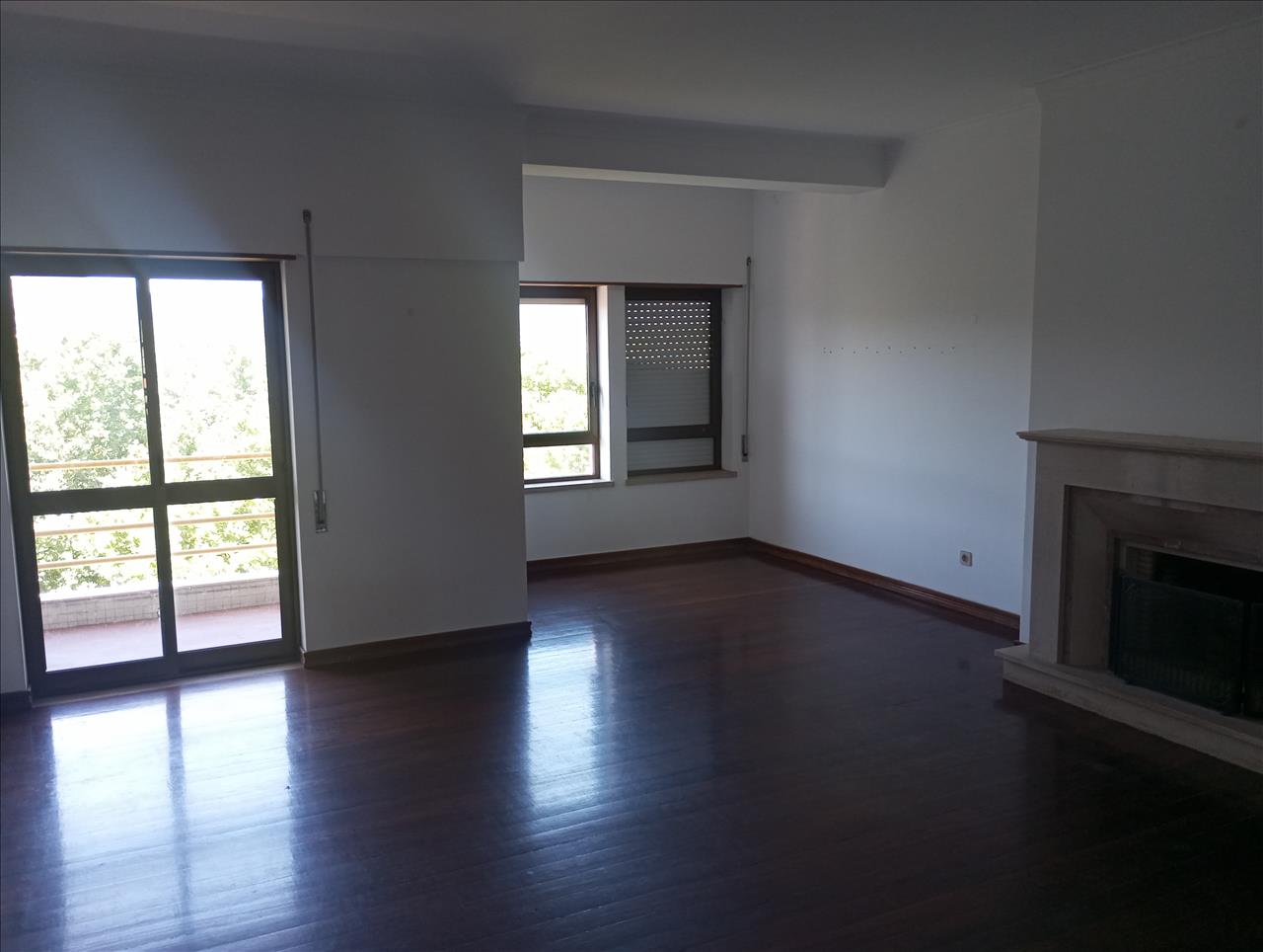 Apartamento T3 no Bonfim em Setúbal - Image 3