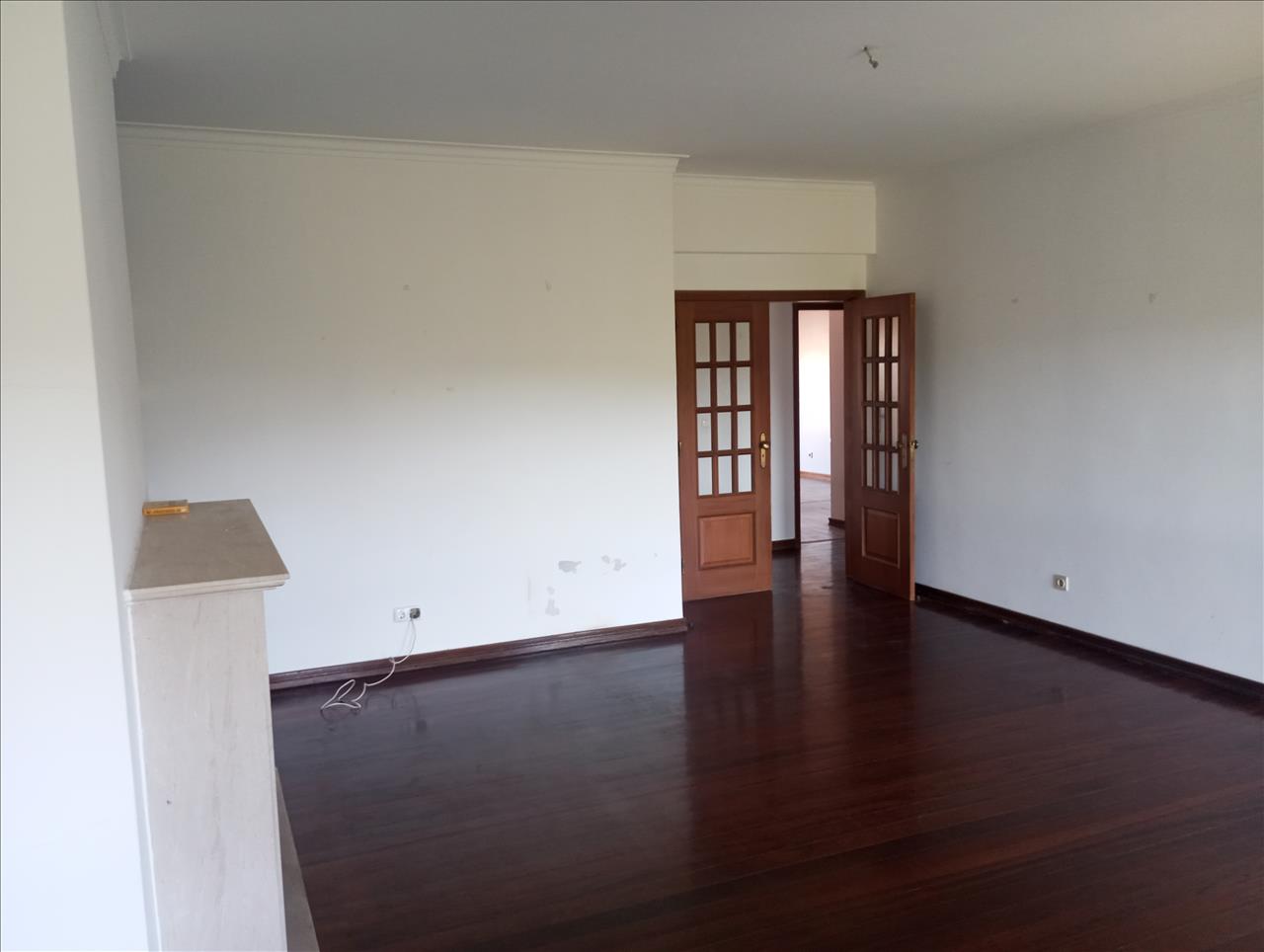 Apartamento T3 no Bonfim em Setúbal - Image 2