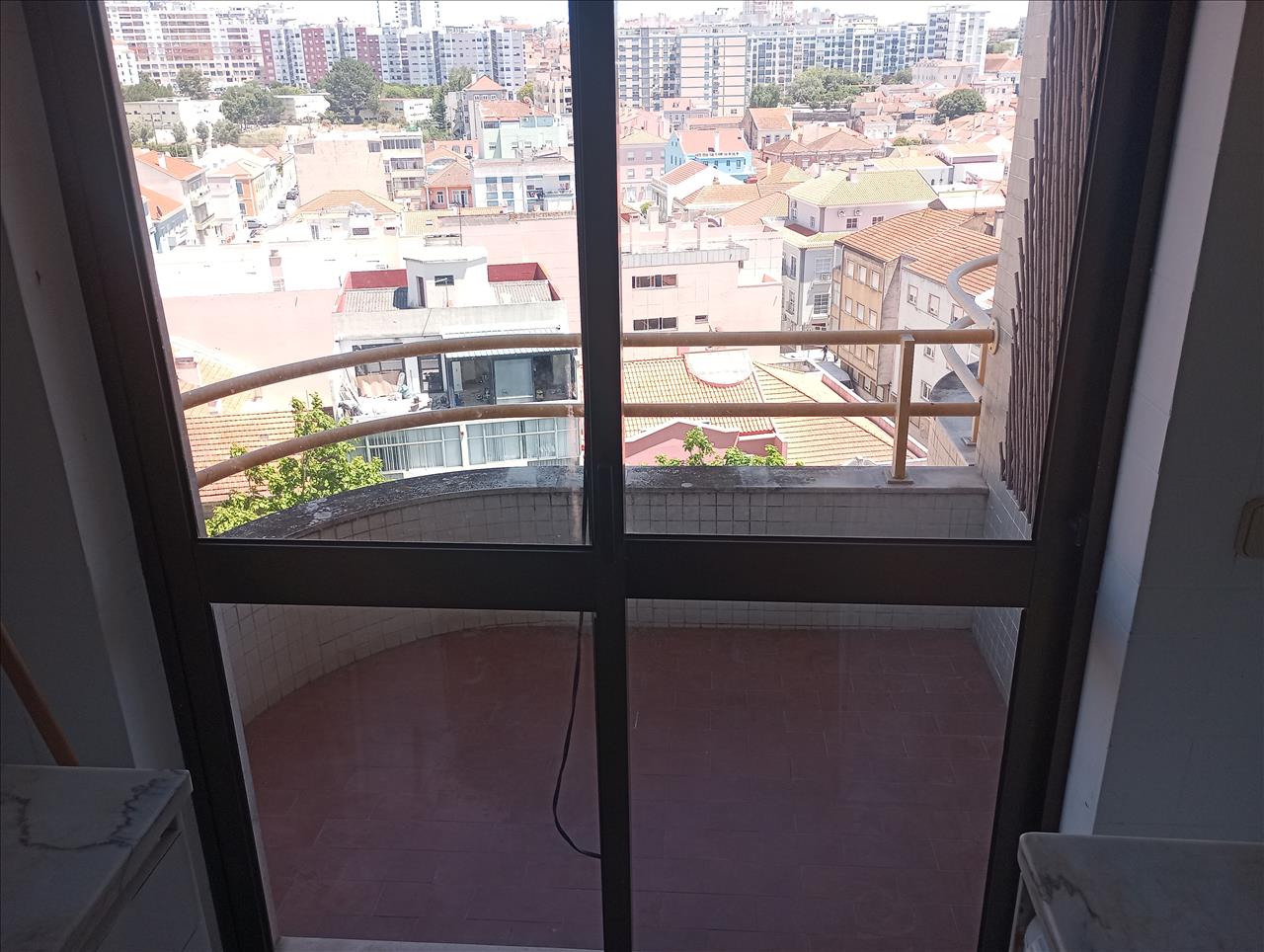 Apartamento T3 no Bonfim em Setúbal - Image 8