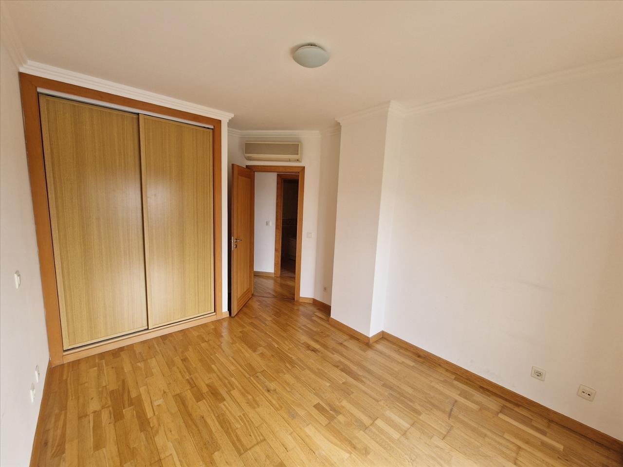 Apartamento T4 Duplex Quinta da Beloura - Image 12