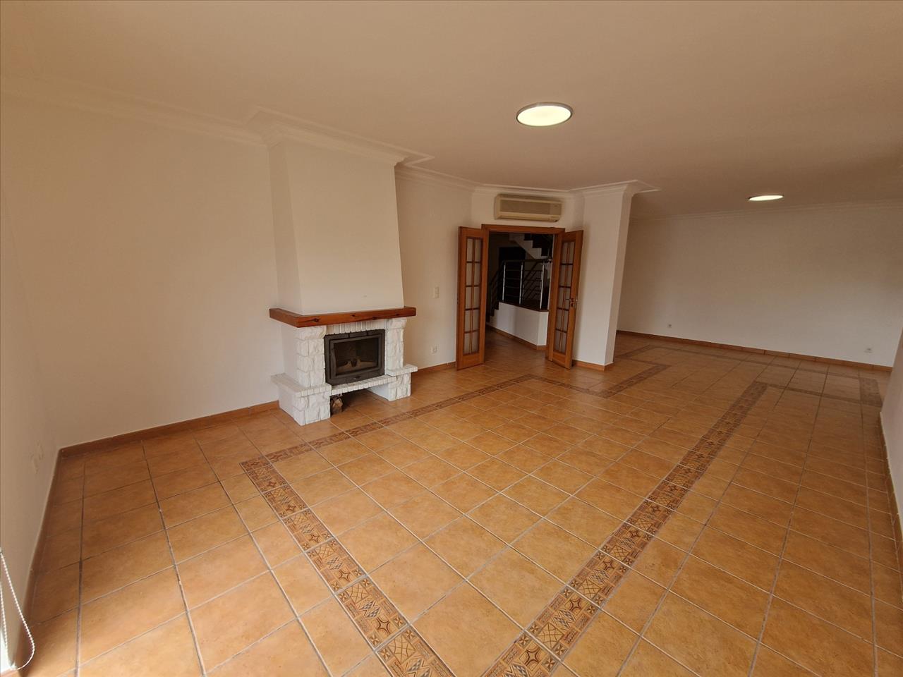 Apartamento T4 Duplex Quinta da Beloura - Image 5