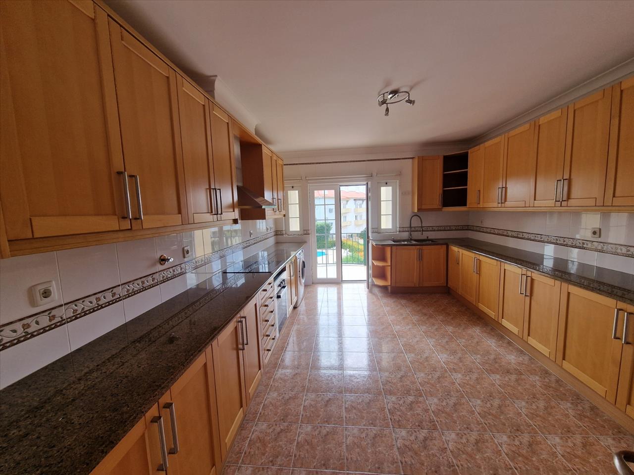 Apartamento T4 Duplex Quinta da Beloura - Image 20