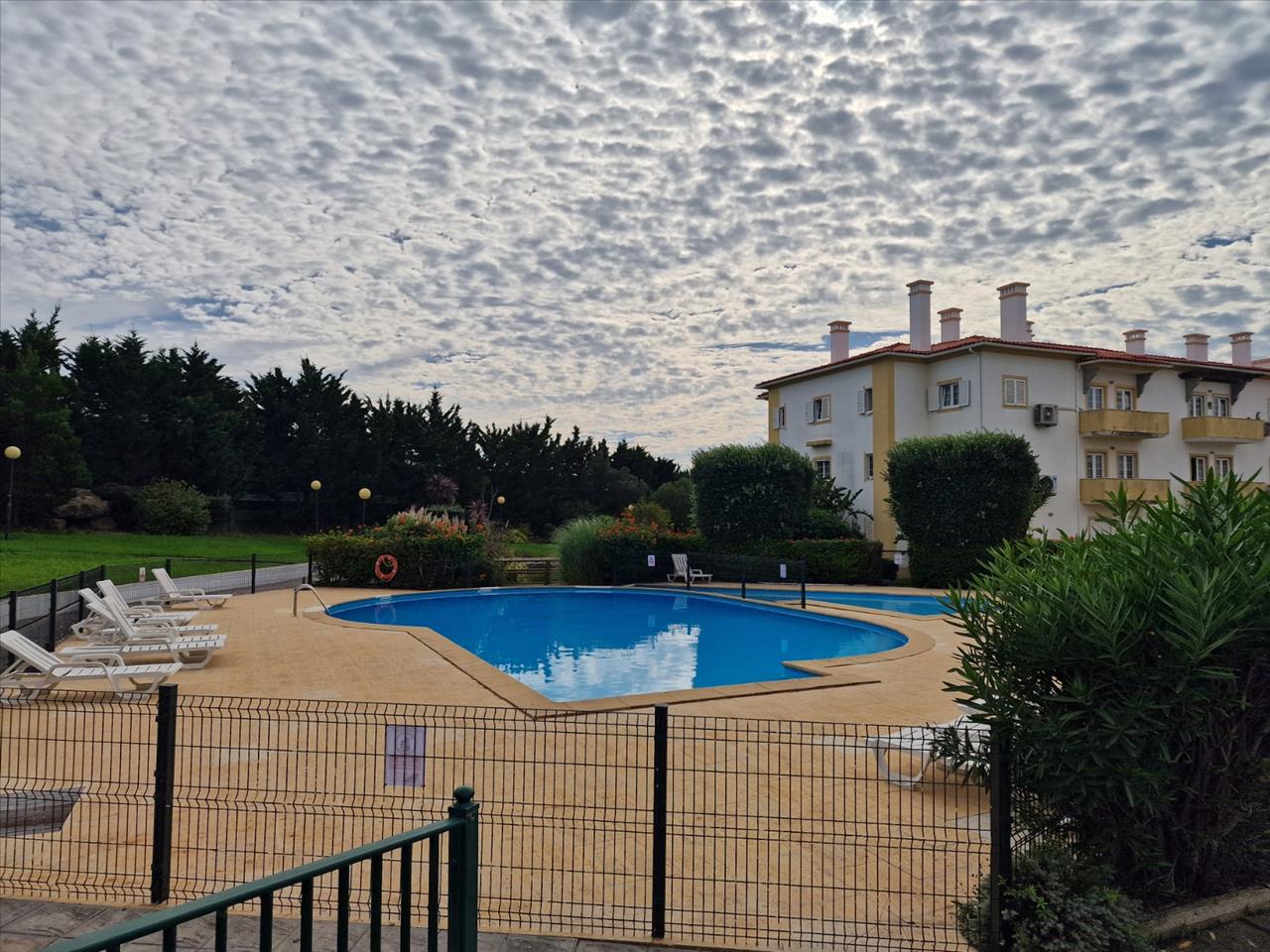 Apartamento T4 Duplex Quinta da Beloura - Image 2
