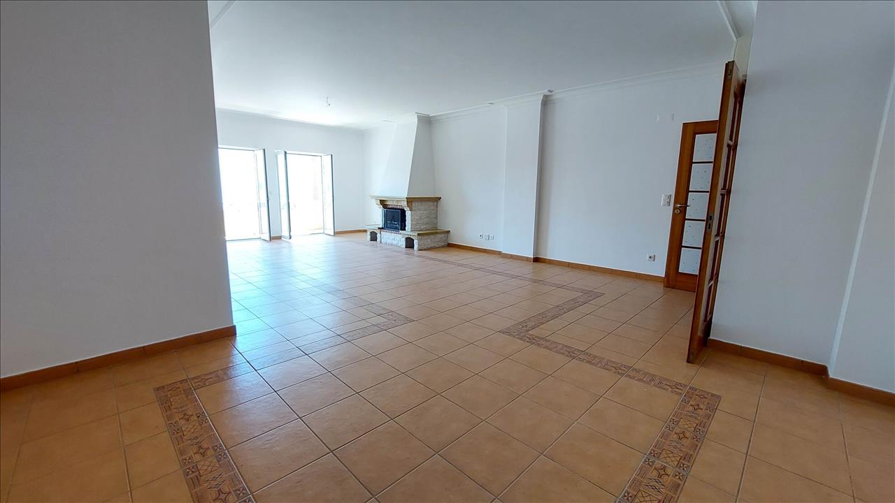 T4 Quinta da Beloura - Image 5