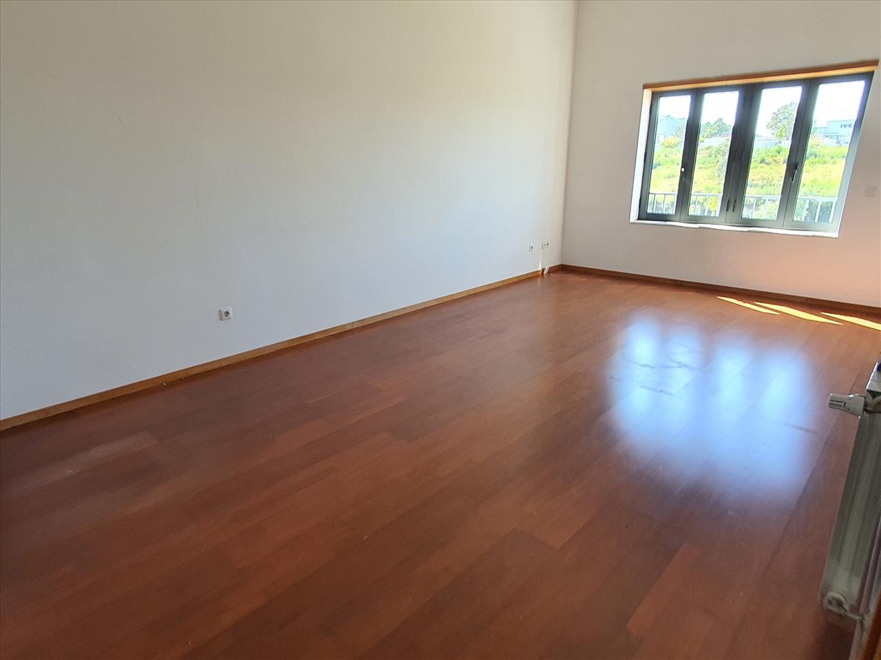 undefined - Image 4