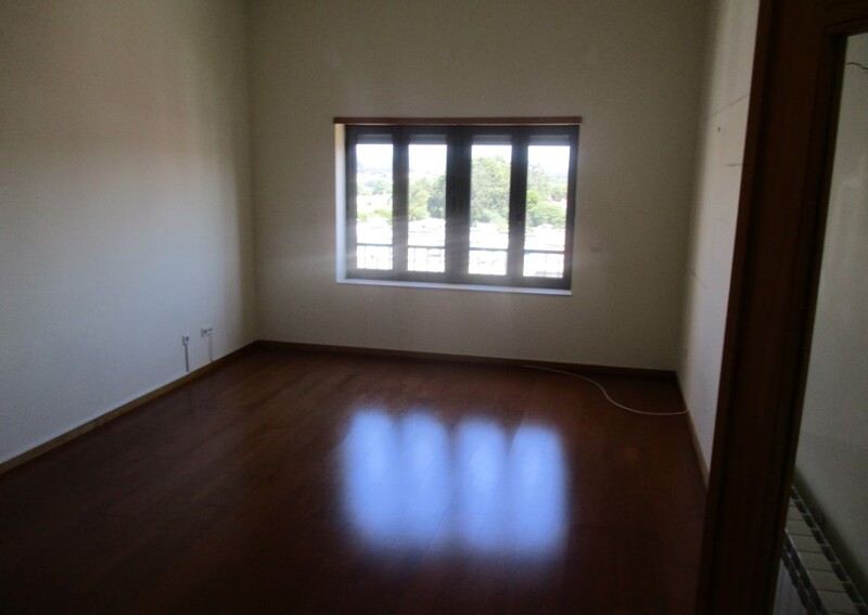 undefined - Image 9