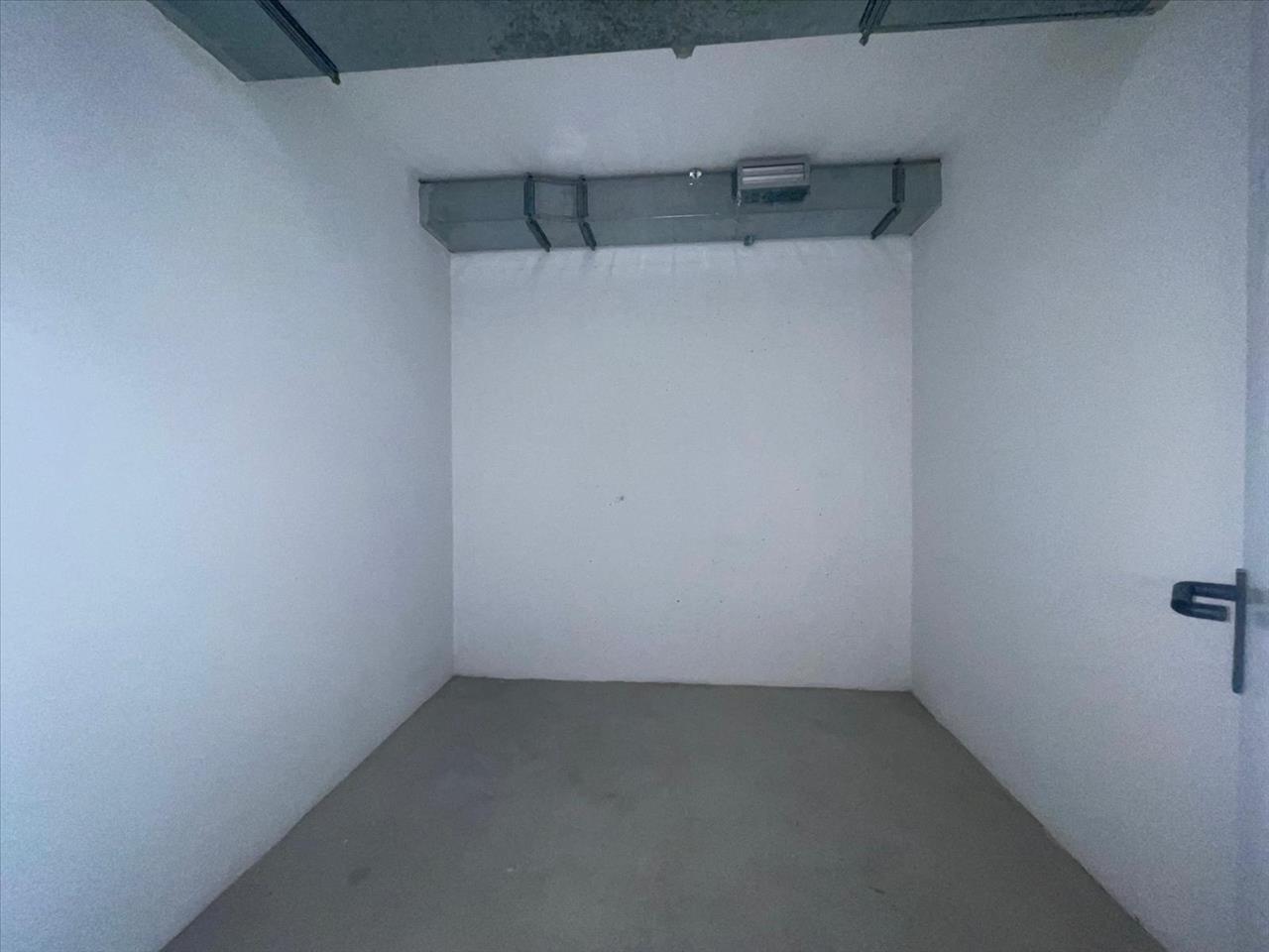undefined - Image 17