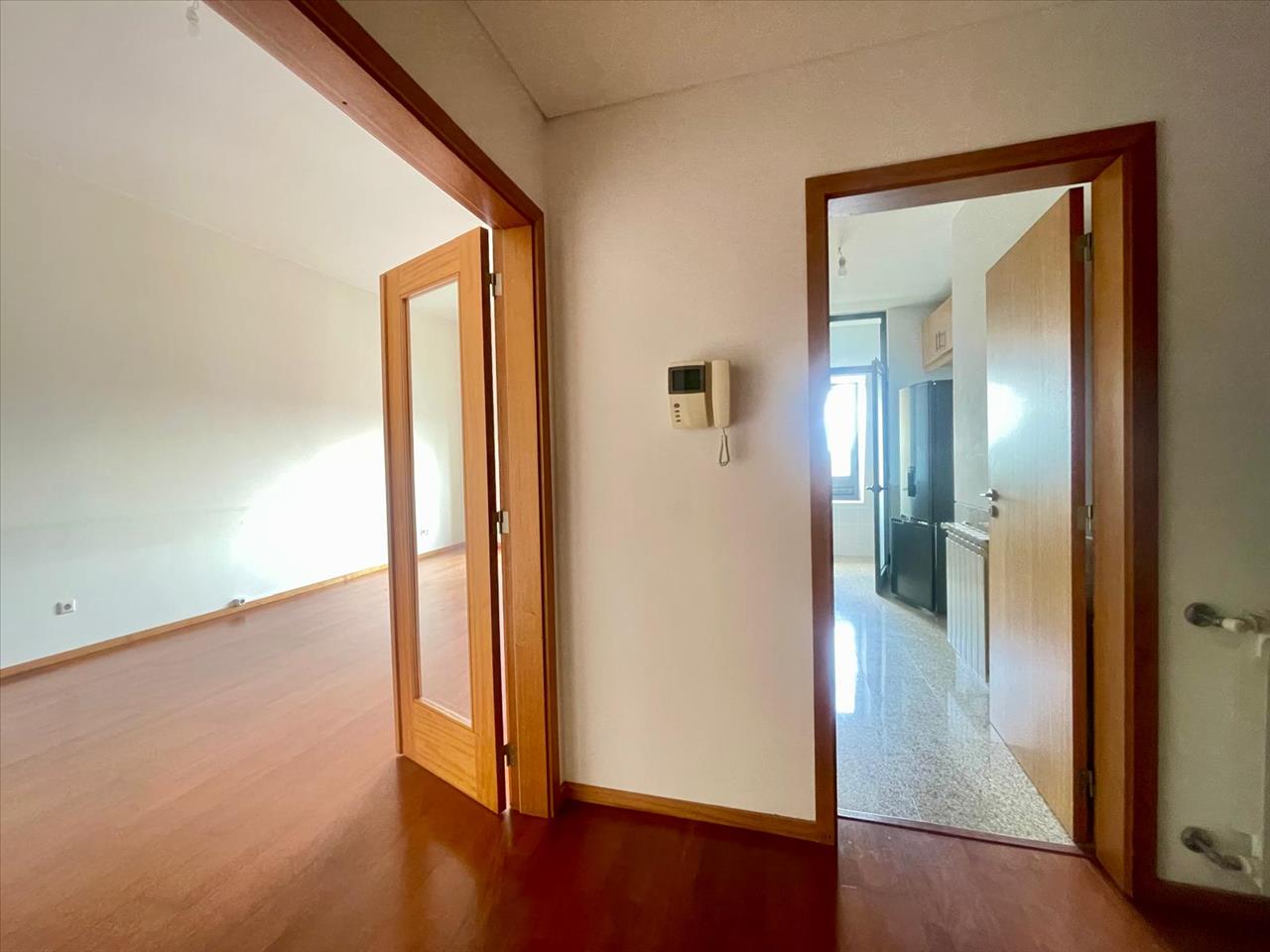 undefined - Image 2