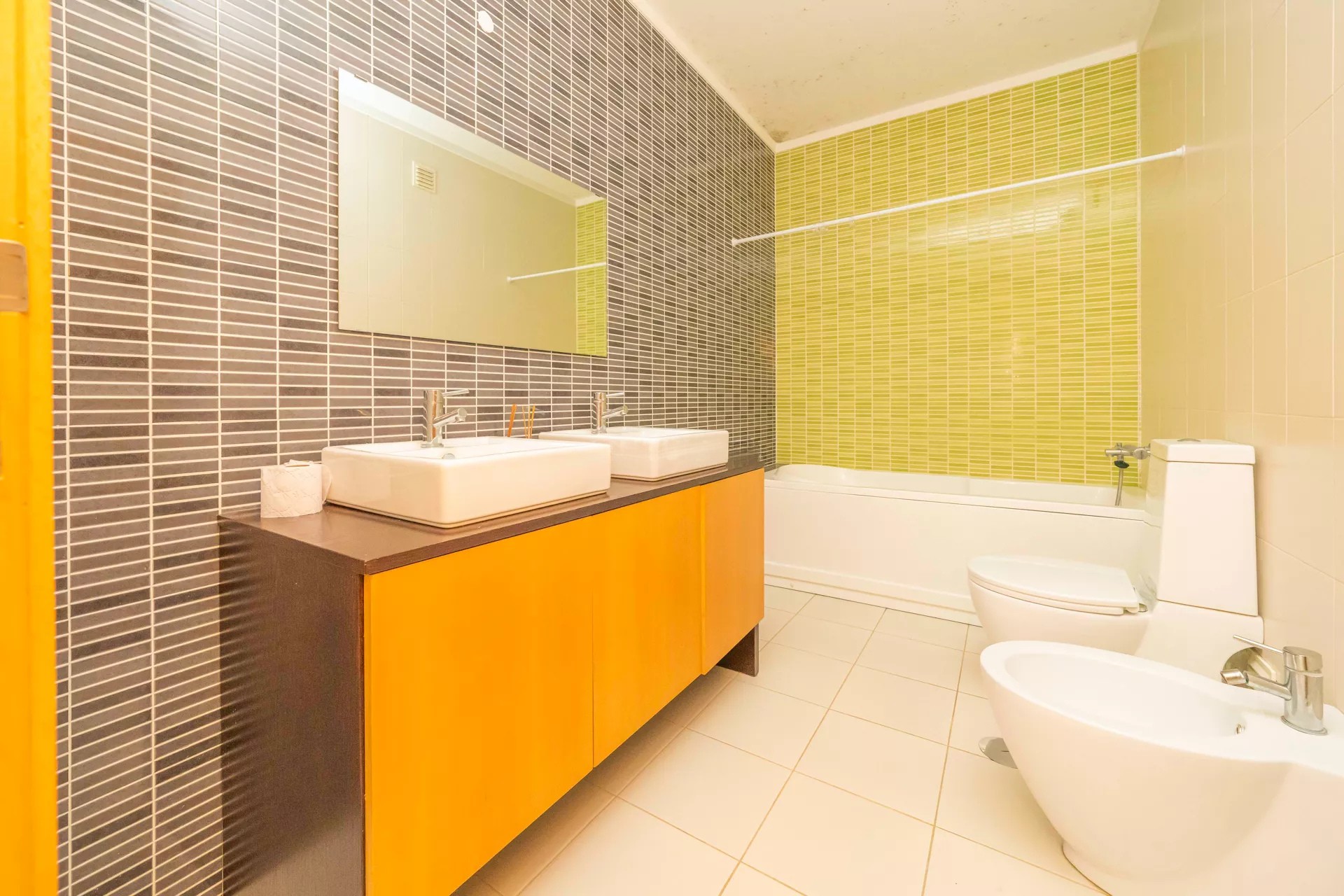 Apartamento T3 com Varandas, Garagem e Parqueamento, no Pinhal Novo, Vila Serena - Image 29