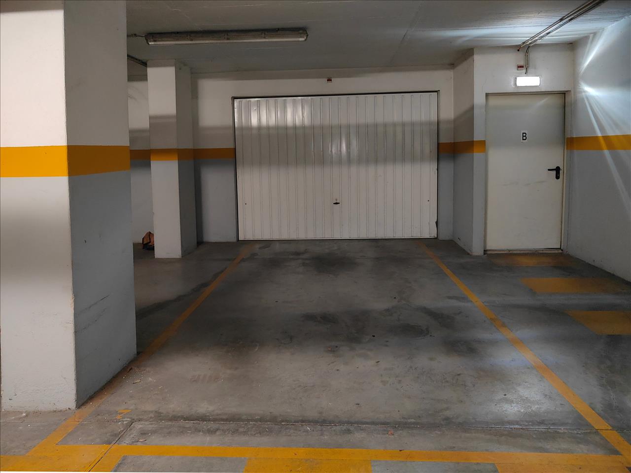 Apartamento T4 com Terraço, Varandas, Garagem e Lugar de Estacionamento, na Vila Serena, Pinhal Novo - Image 27