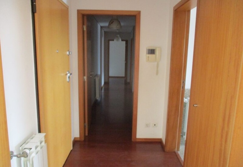 T3 no Empreendimento da Quinta da Seara - Image 10