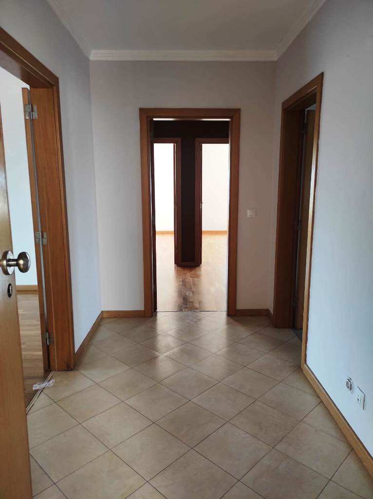 Apartamento T4 - Samora Correia - Image 4