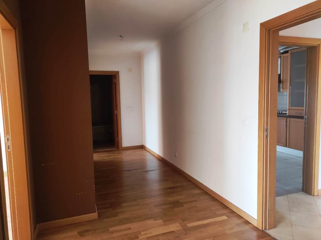 Apartamento T4 - Samora Correia - Image 8