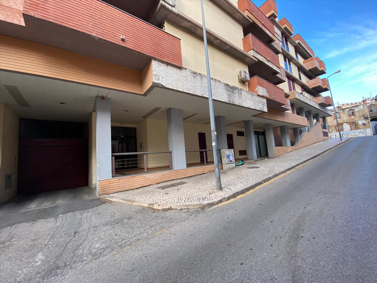 T3 no Edifício PLAZA - Estacionamento e Arrecadação - Image 18