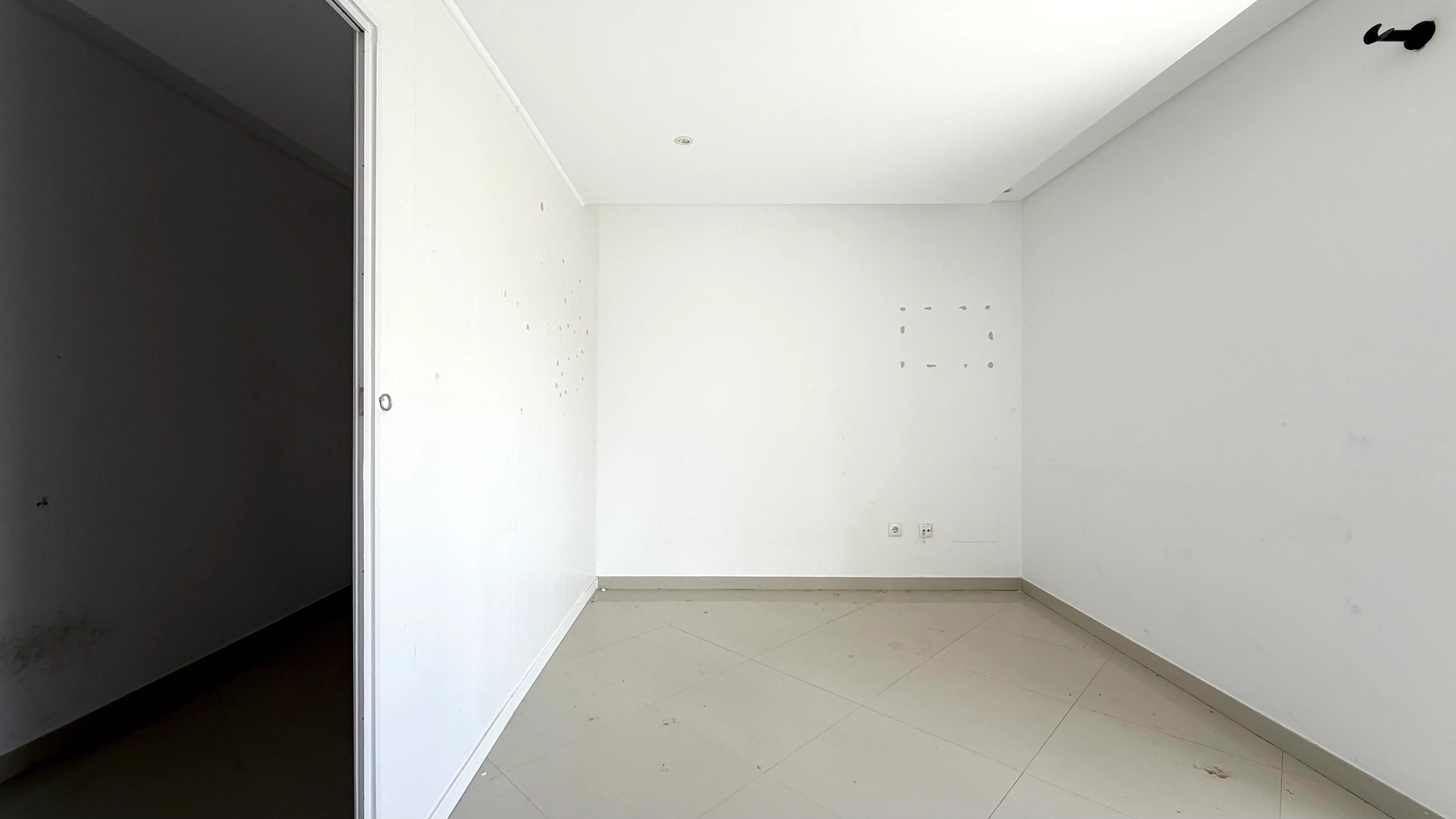 Magnífico Apartamento T4 com Duas Varandas e Arrecadação na Cascalheira, Pinhal Novo - Image 11