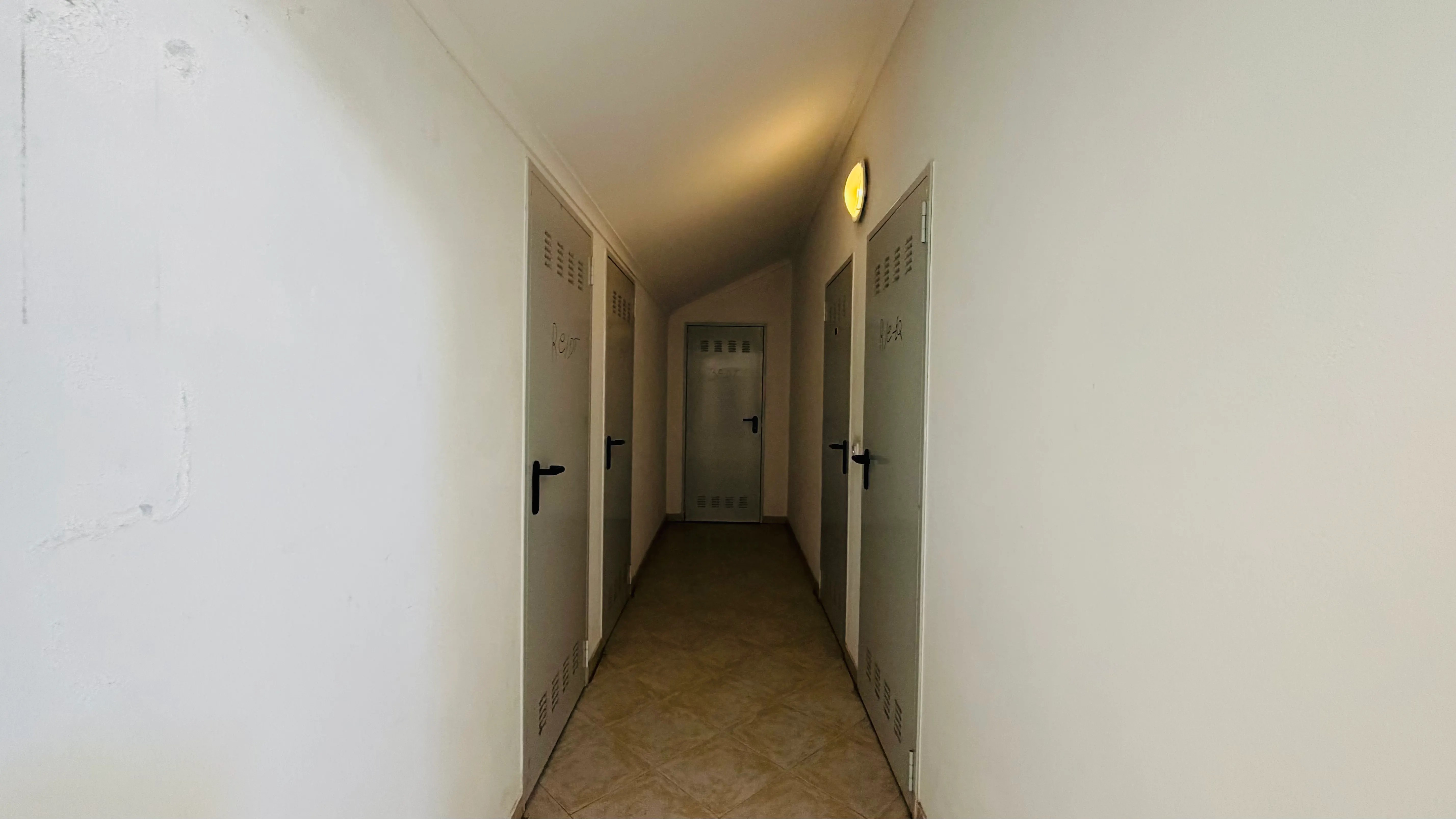 Magnífico Apartamento T4 com Duas Varandas e Arrecadação na Cascalheira, Pinhal Novo - Image 25