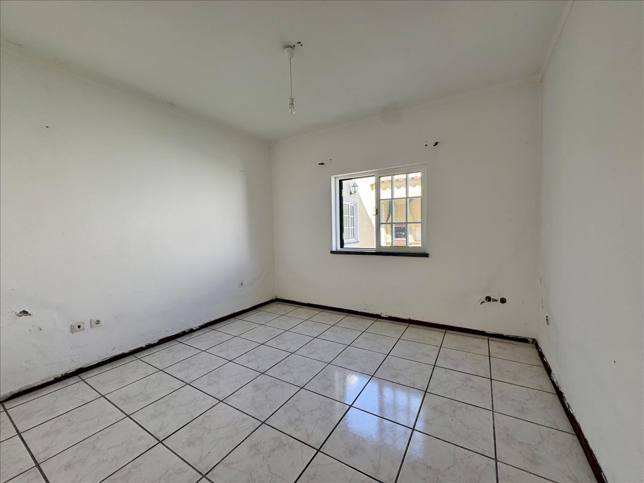 T3+2 em Vila Nogueira de Azeitão – disponível para visita imediata! - Image 5