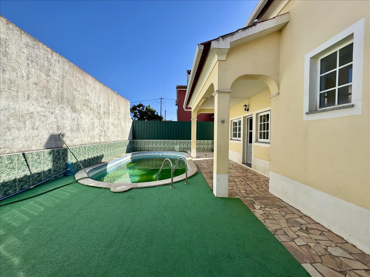 T3+2 em Vila Nogueira de Azeitão – disponível para visita imediata! - Image 16