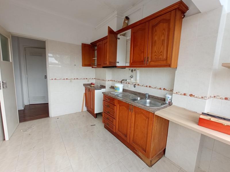 Apartamento T2 CARNAXIDE - Image 4