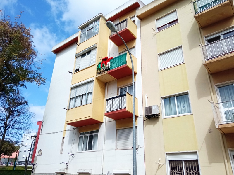 Apartamento T2 CARNAXIDE - Image 1