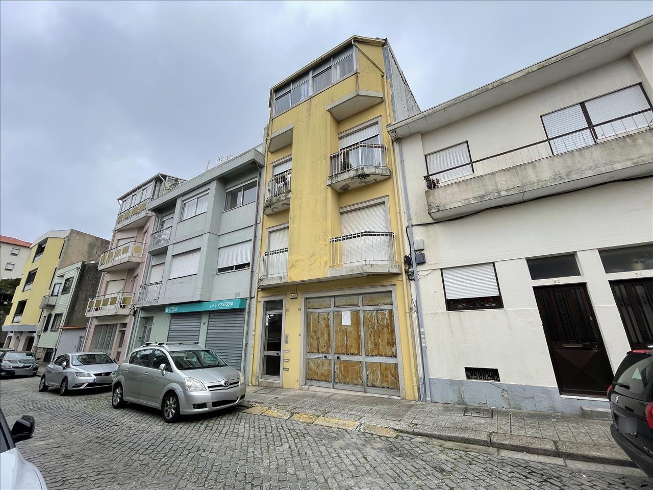 undefined - Image 1