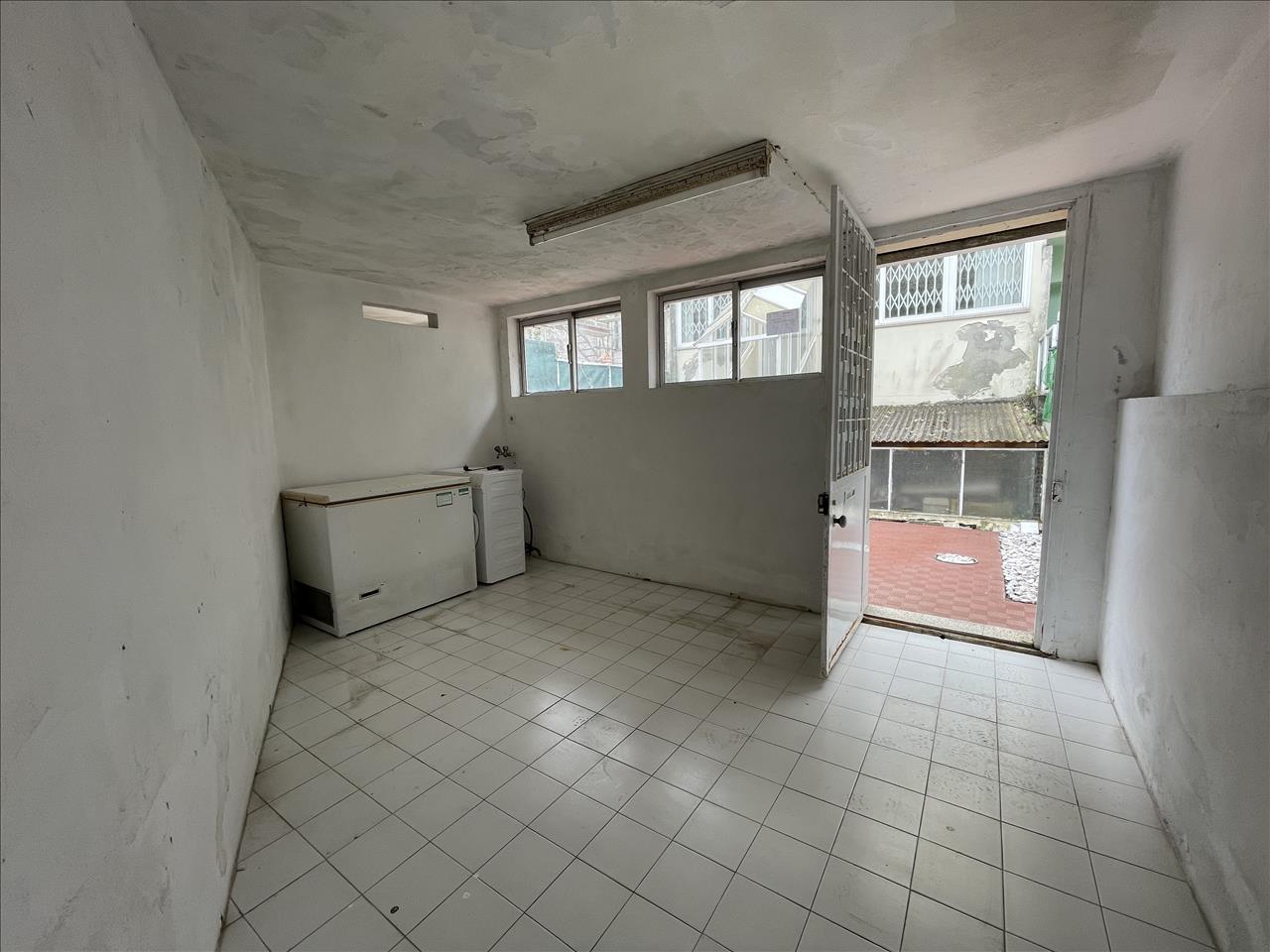 undefined - Image 15