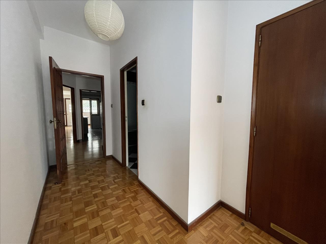 undefined - Image 8