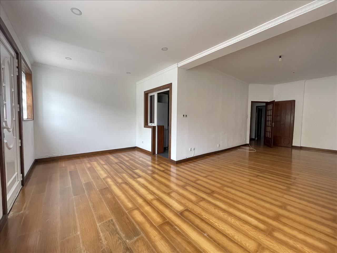 undefined - Image 2