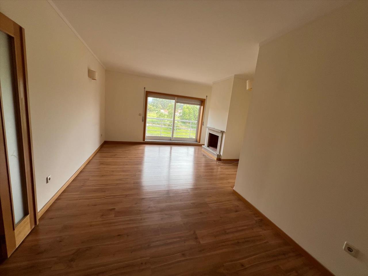 undefined - Image 4