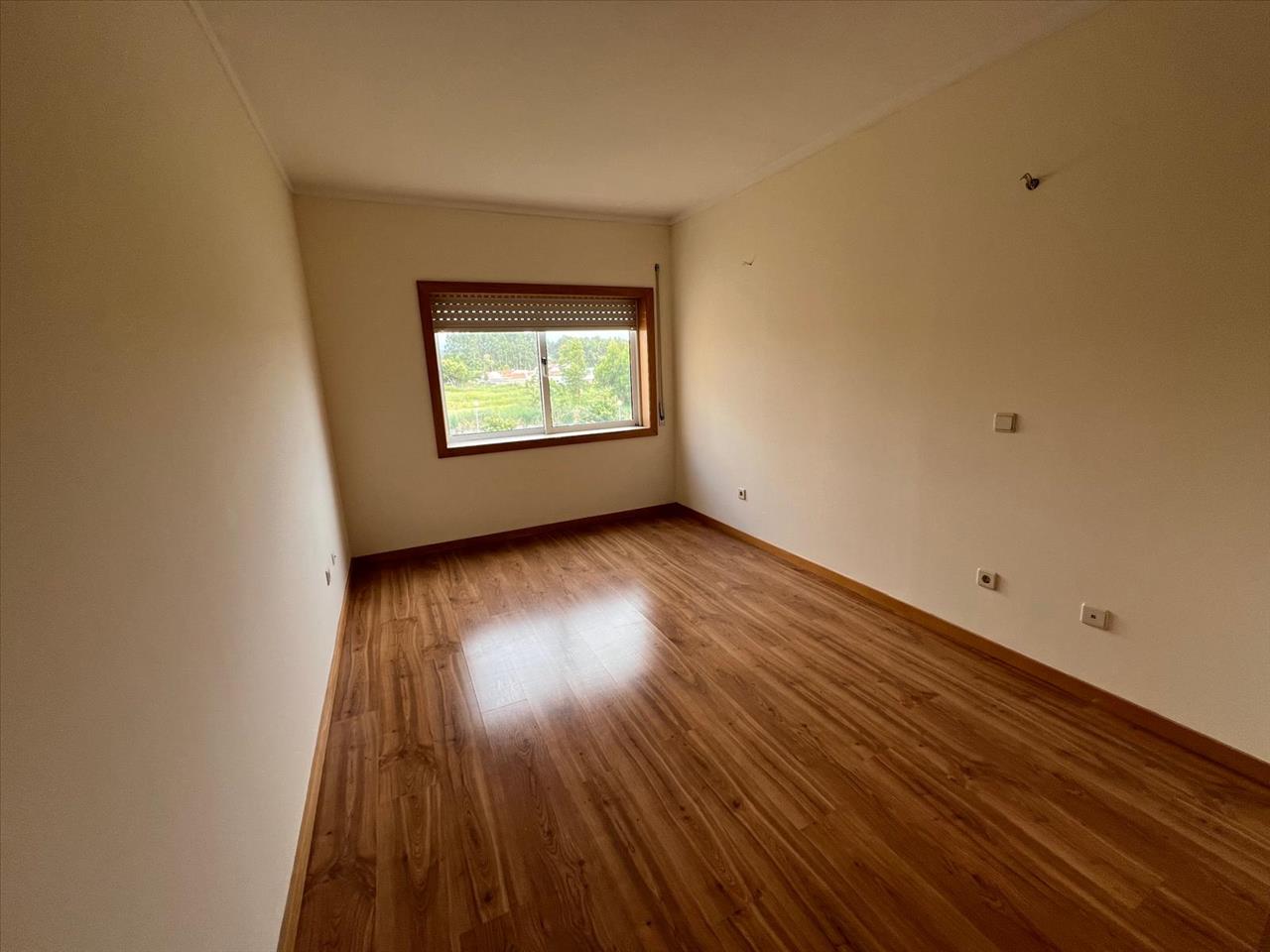 undefined - Image 13