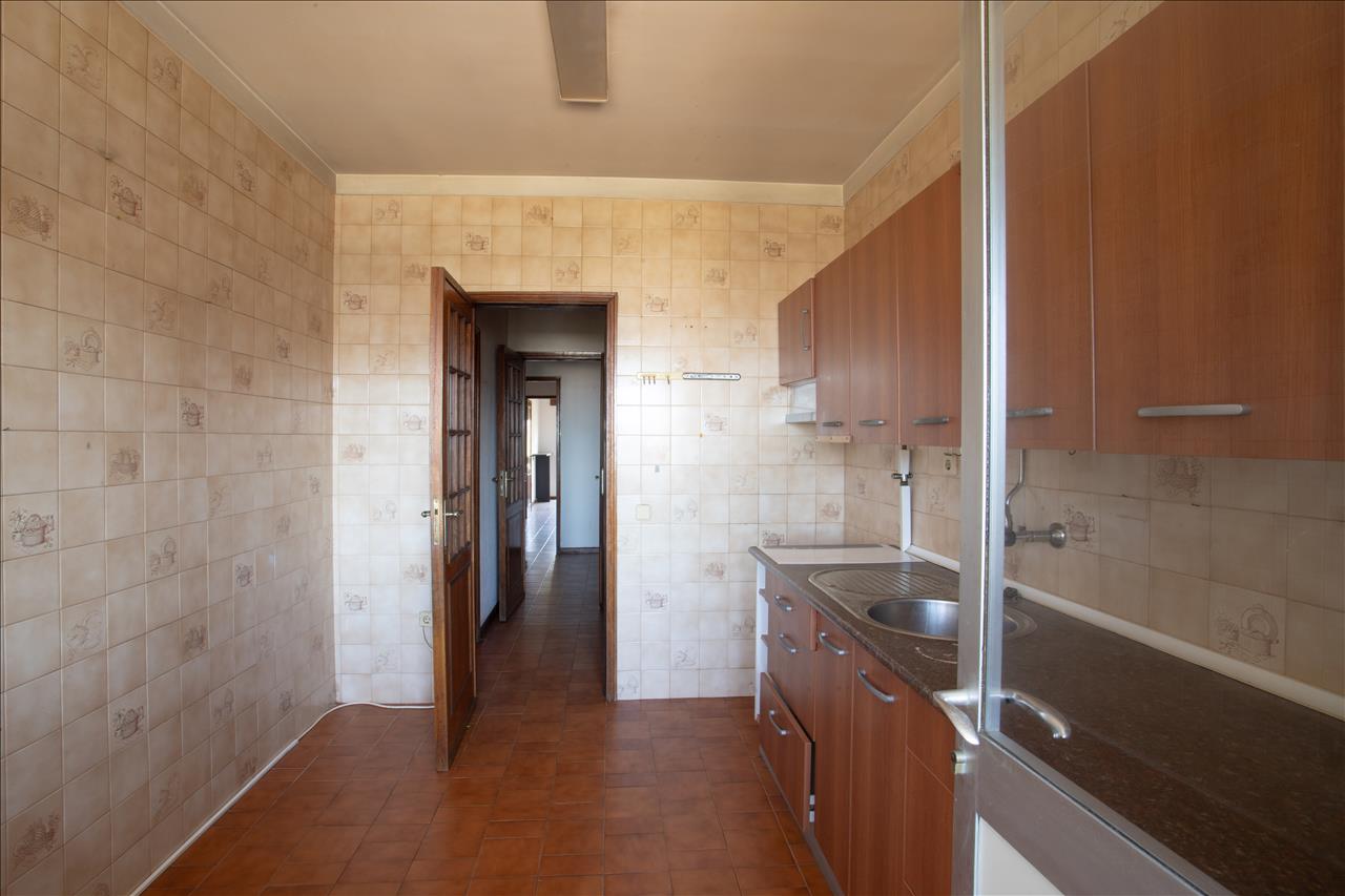 Apartamento T2+1 - Metro - Vila Nova de Gaia - Image 11