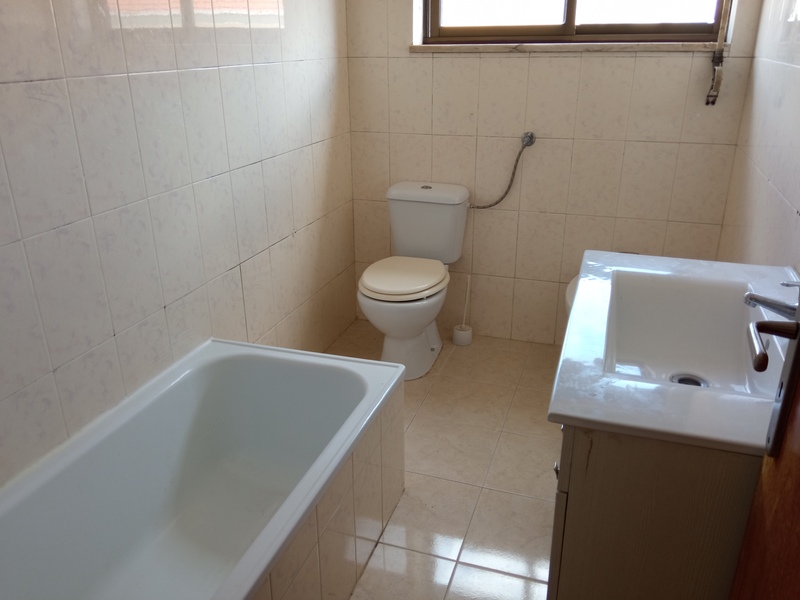 T2 na Verderena, Barreiro — Oportunidade para Investidores 175.000€ | 74m² | 3º andar (sem elevador) - Image 8