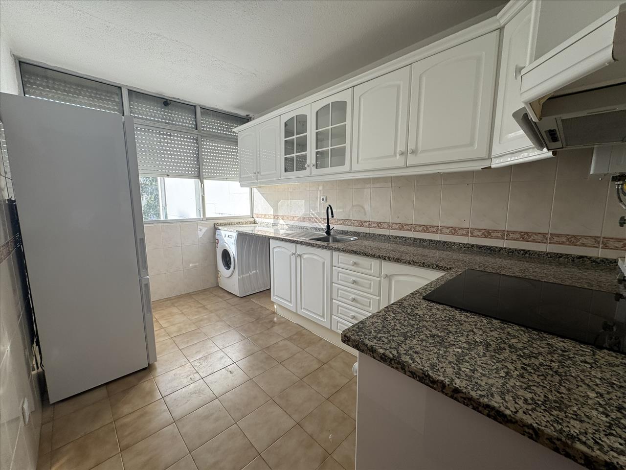 undefined - Image 4